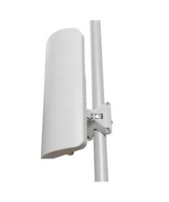 (mANTBox ax 15s) Estación base doble banda 2.4 / 5 GHz con una potente antena sectorial incorporada, RouterOS L4, International version